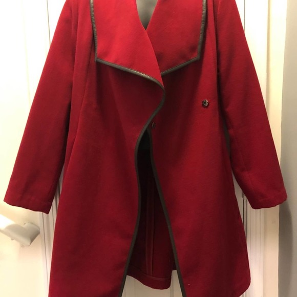 Red Cowl Collar Wrap Coat - Picture 4 of 8